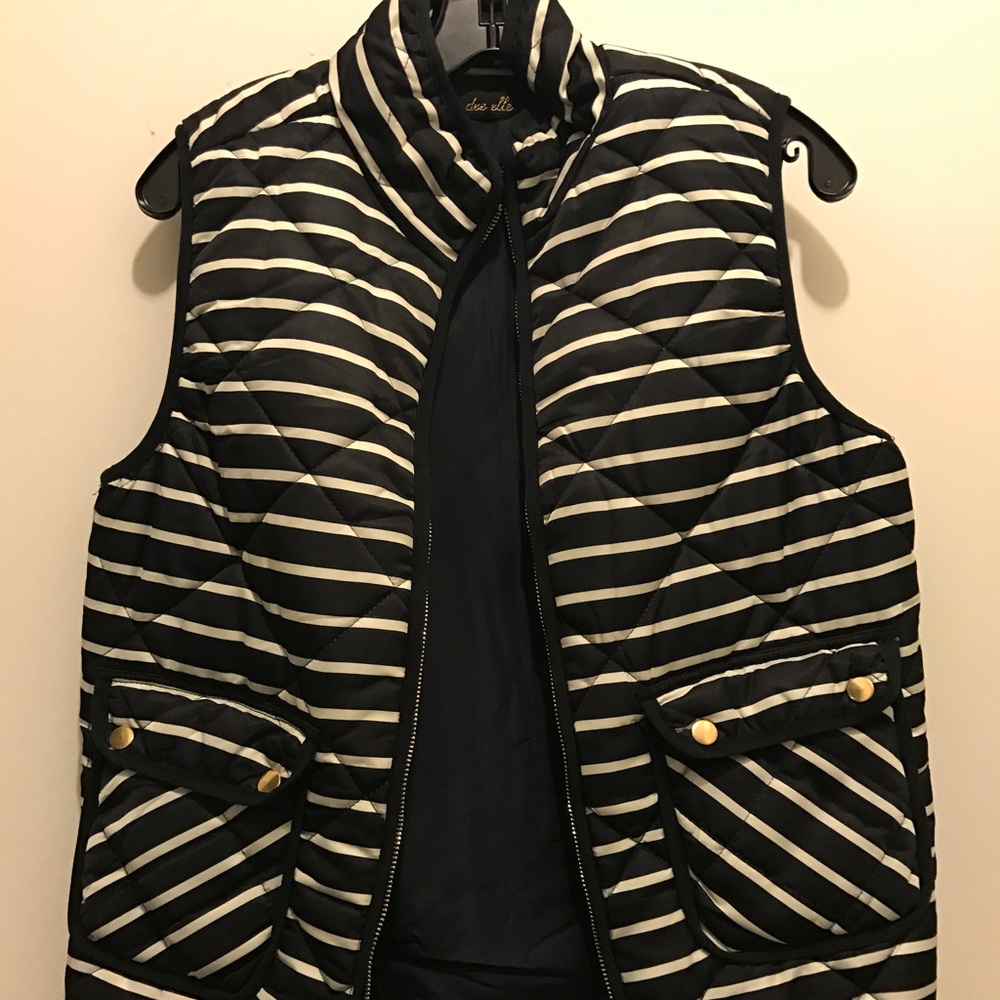 Dee Elle boutique striped vest