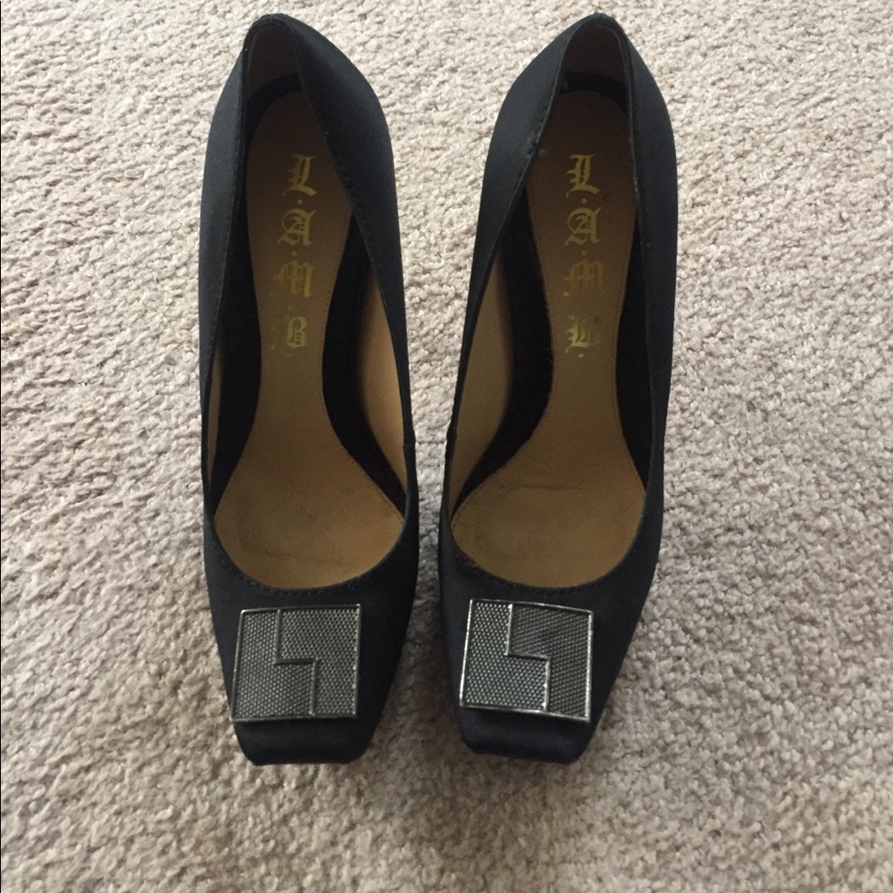 Black square toe shoe L.A.M.B
