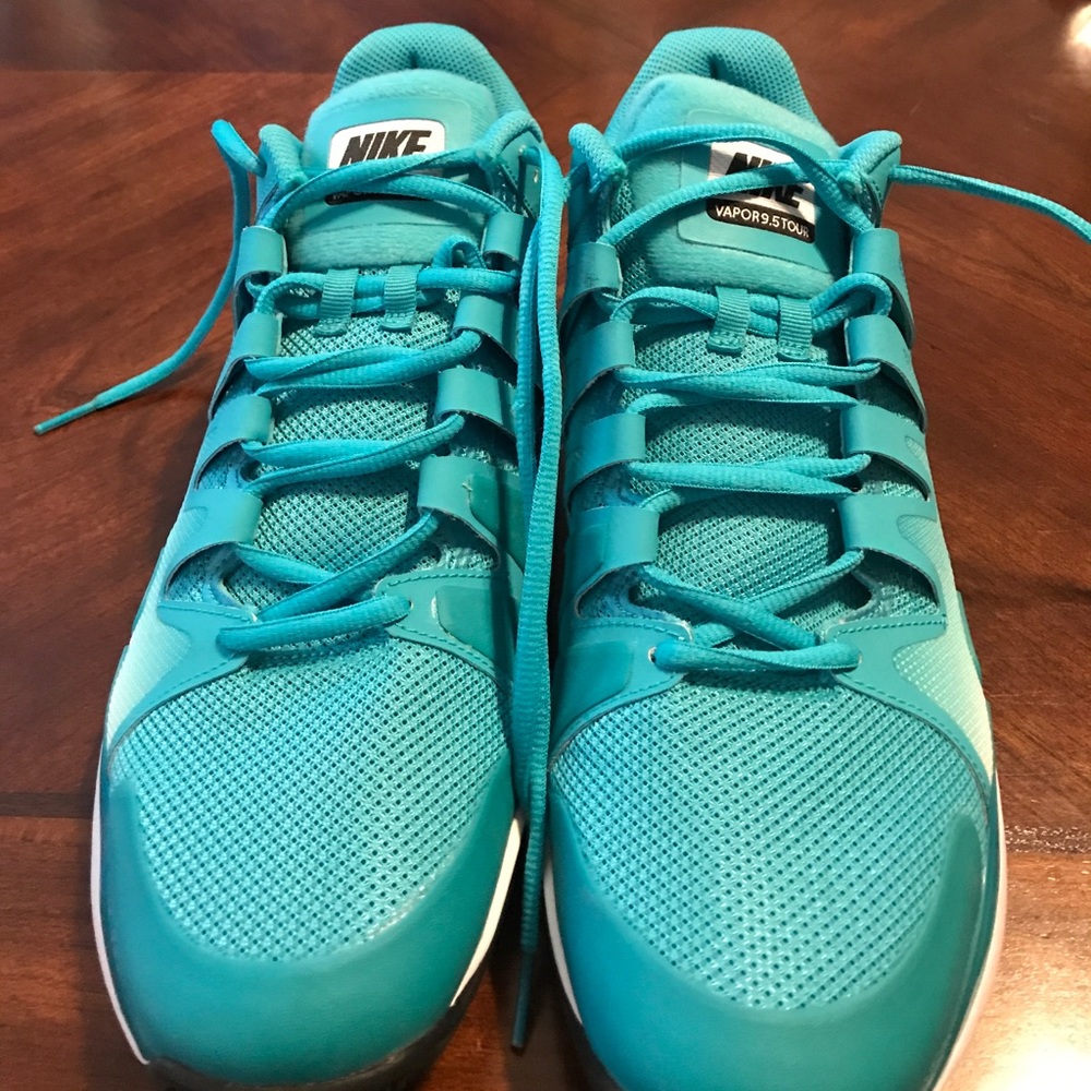 Nike Vapor 9.5 Tour gym shoe