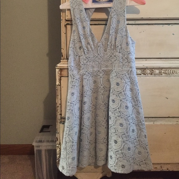 Baby blue, keyhole back, lace dress - Picture 1 of 2