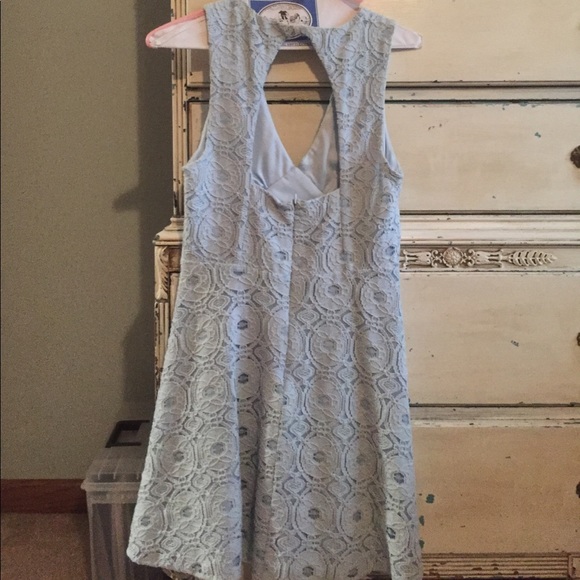 Baby blue, keyhole back, lace dress - Picture 2 of 2
