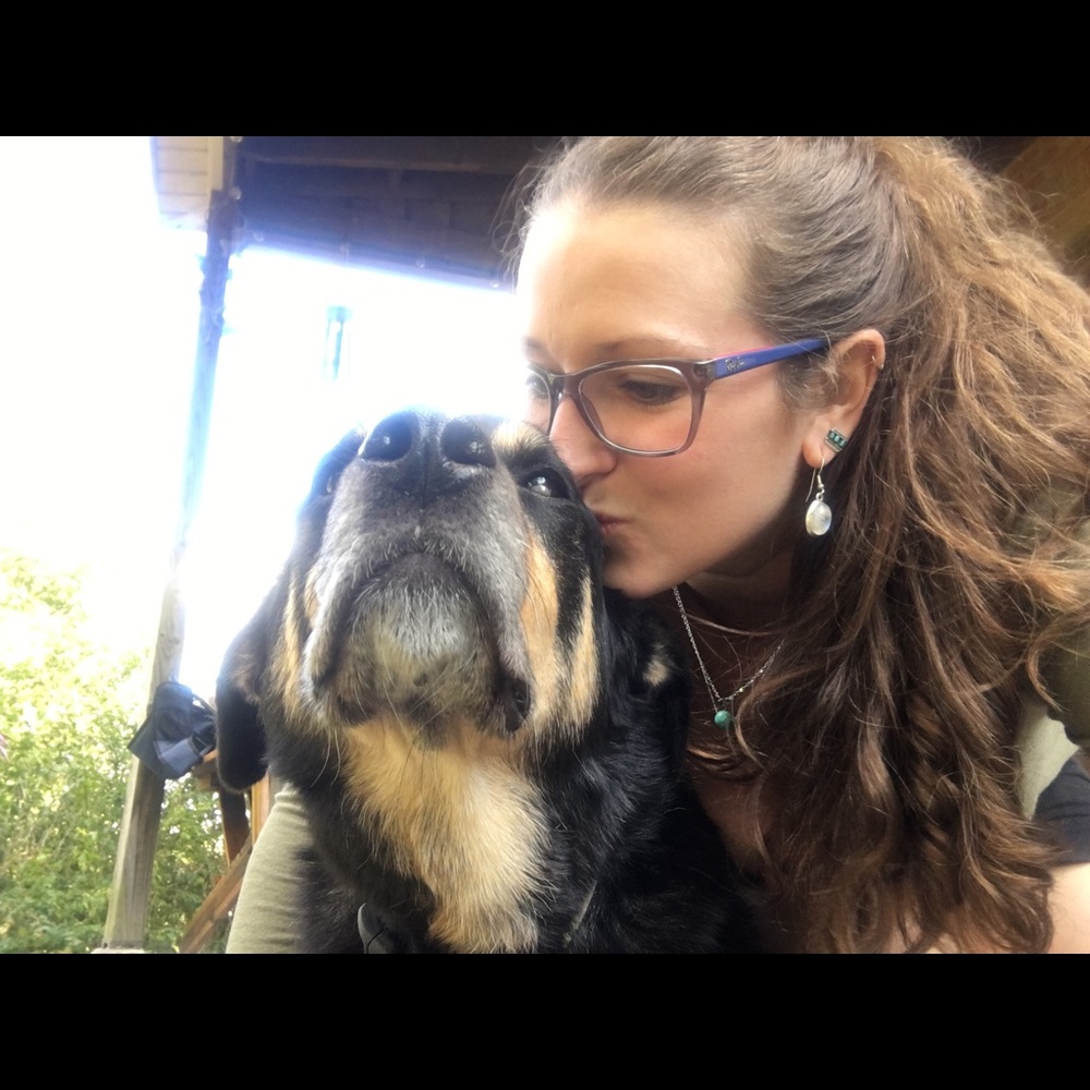 Meet your Posher, Jessica
