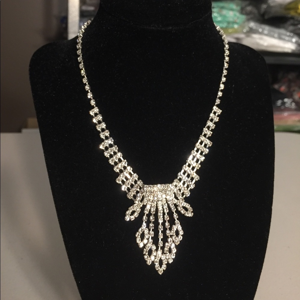 Total Rhinestone Fashion Necklace - Picture 1 of 5