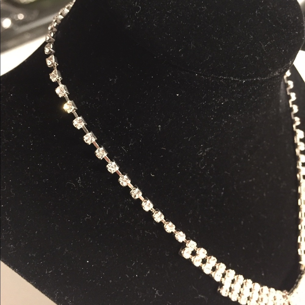 Total Rhinestone Fashion Necklace - Picture 3 of 5