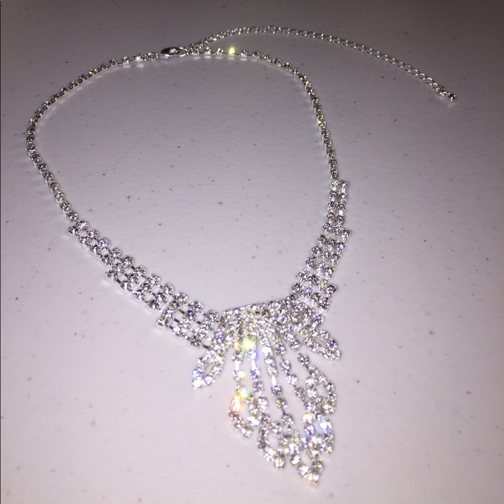 Total Rhinestone Fashion Necklace - Picture 5 of 5
