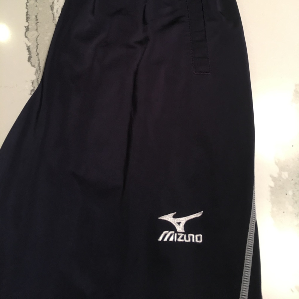 Women's mizuno volleyball pants size M