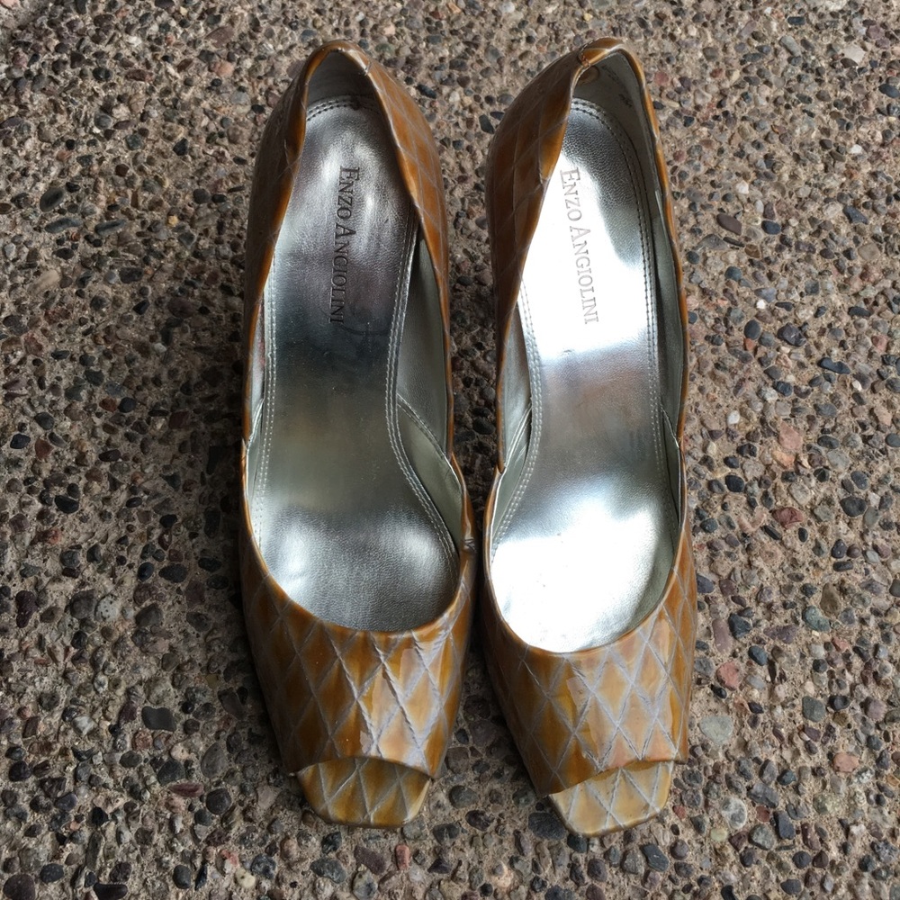 Enzo Angolino 8M peep toe shoes