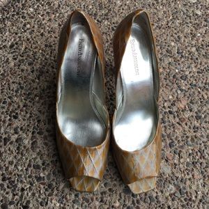 Enzo Angolino 8M peep toe shoes