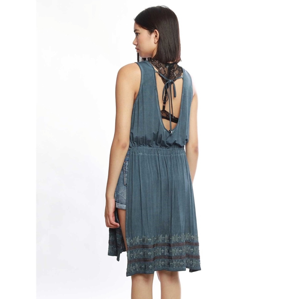 Embroider tunic top - Picture 2 of 5
