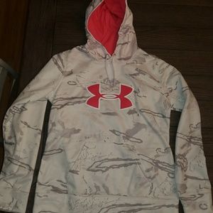 NWOT Under Armour Hoodie