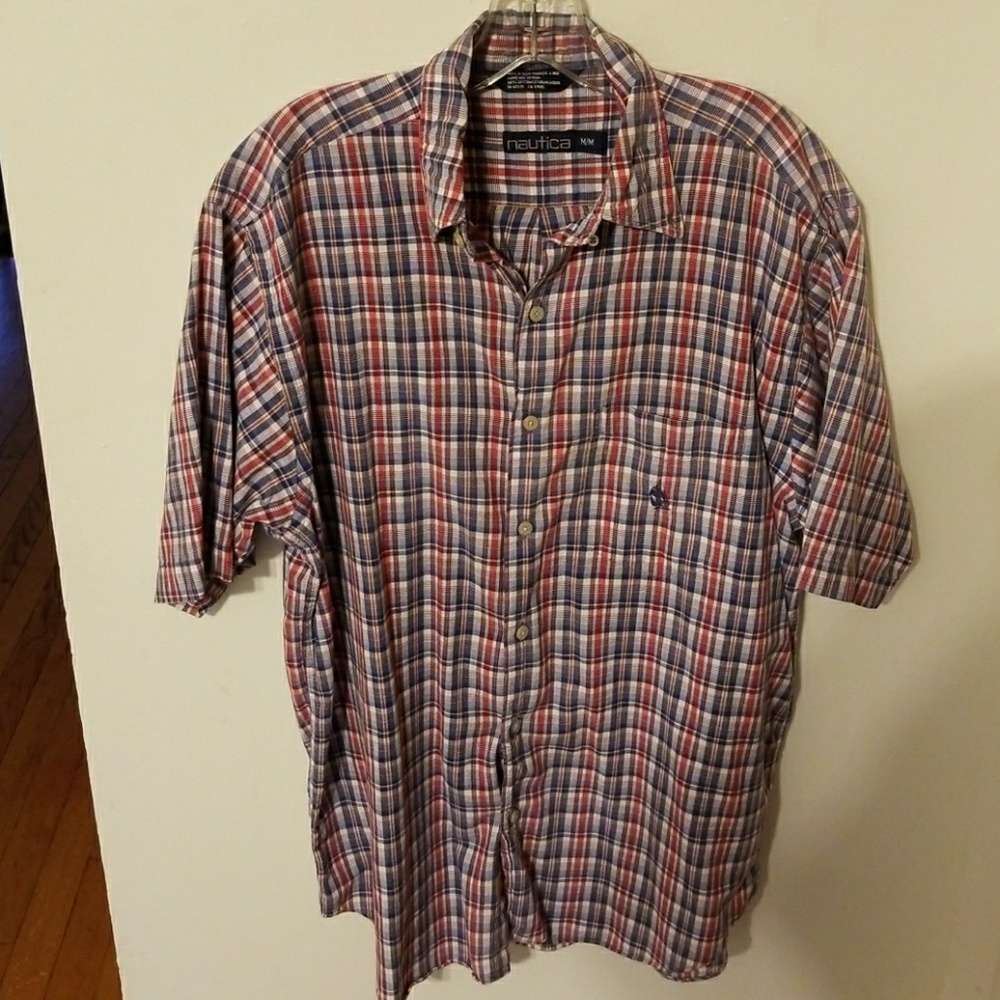 Men's medium Nautica short sleeve button down