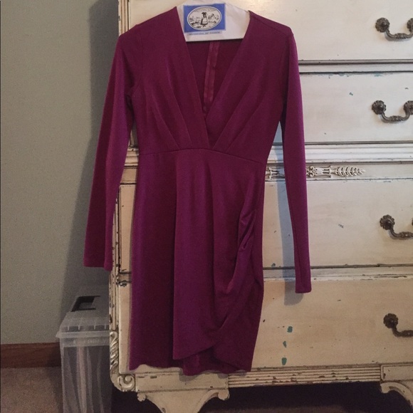 Dark purple dress - Picture 1 of 3