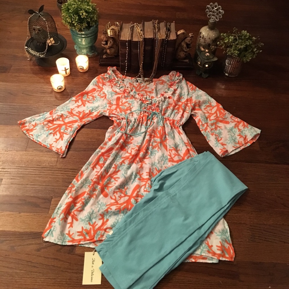 Bag Lady by Mud Pie Linen Tunic