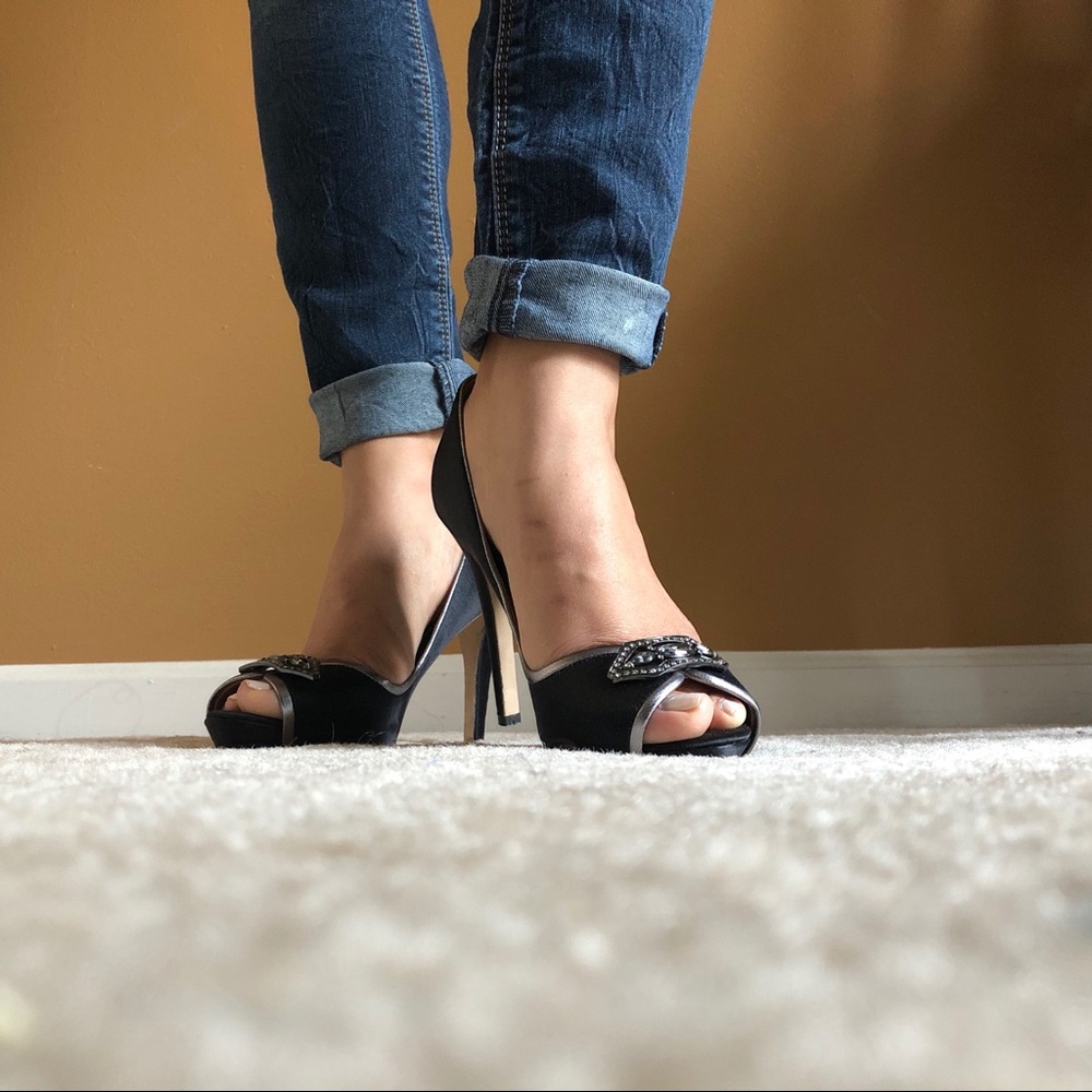 🎉HP🎉 Badgley Mischka Black Heels - 7.5 - Picture 8 of 8