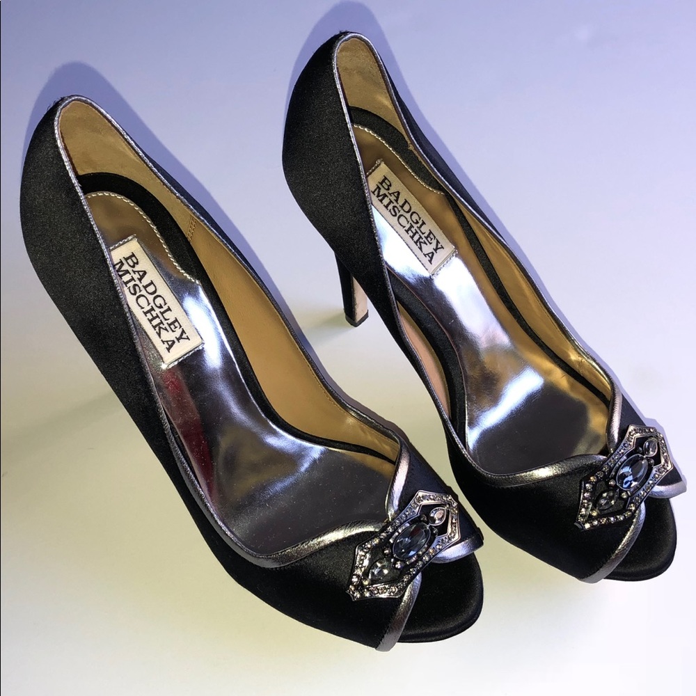 🎉HP🎉 Badgley Mischka Black Heels - 7.5 - Picture 6 of 8