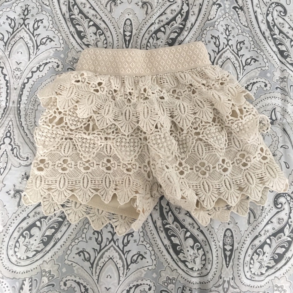 Lace kids shorts