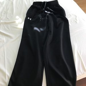 Black Under Armour warm-up pants