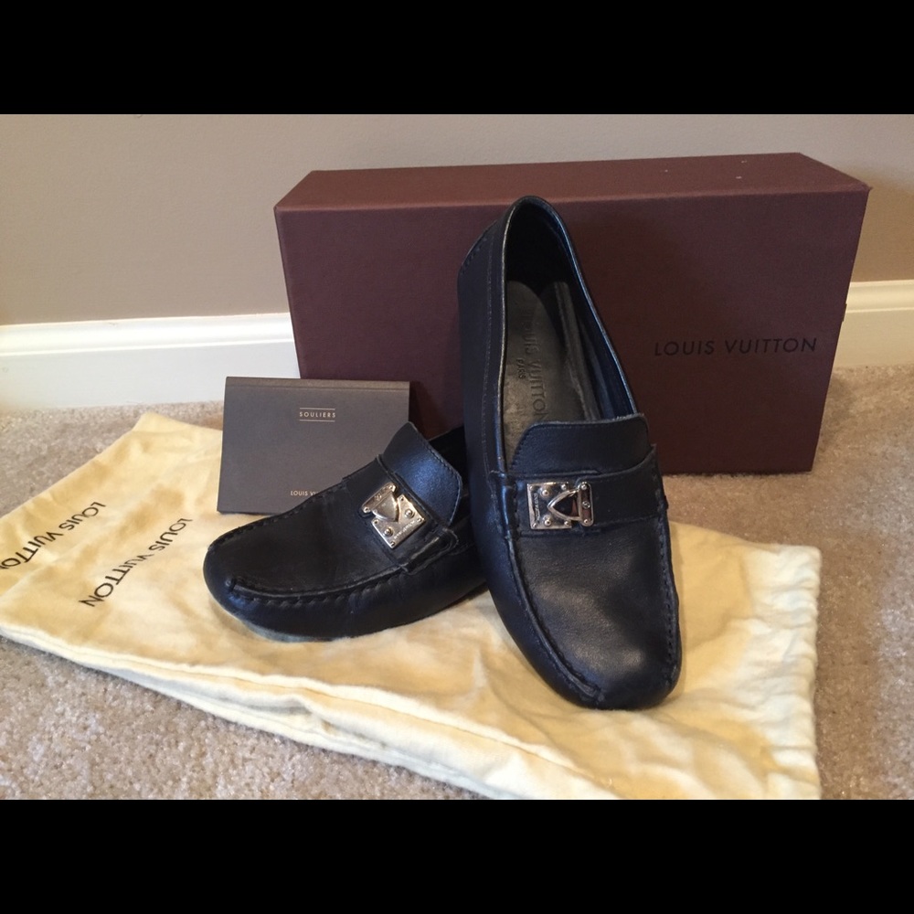 Louis Vuitton driving moccasin AUTHENTIC