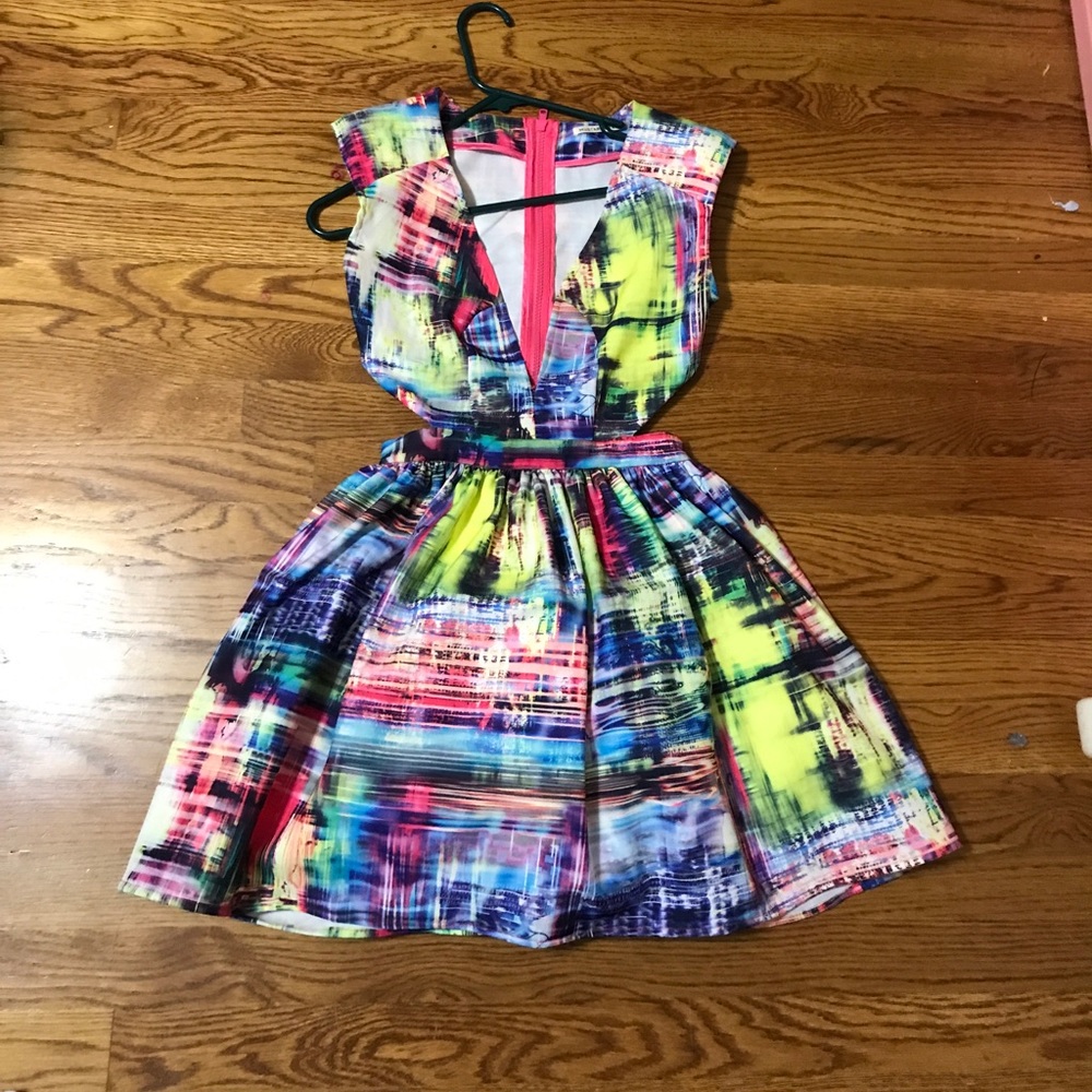 Poppin flirty dress