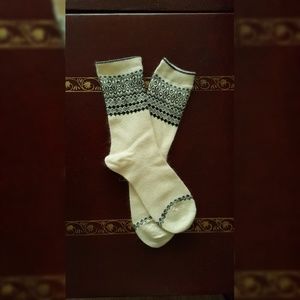 NWOT Black and white winter socks