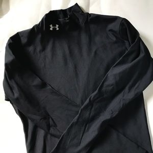 Under Armour Medium Coldgear Top.