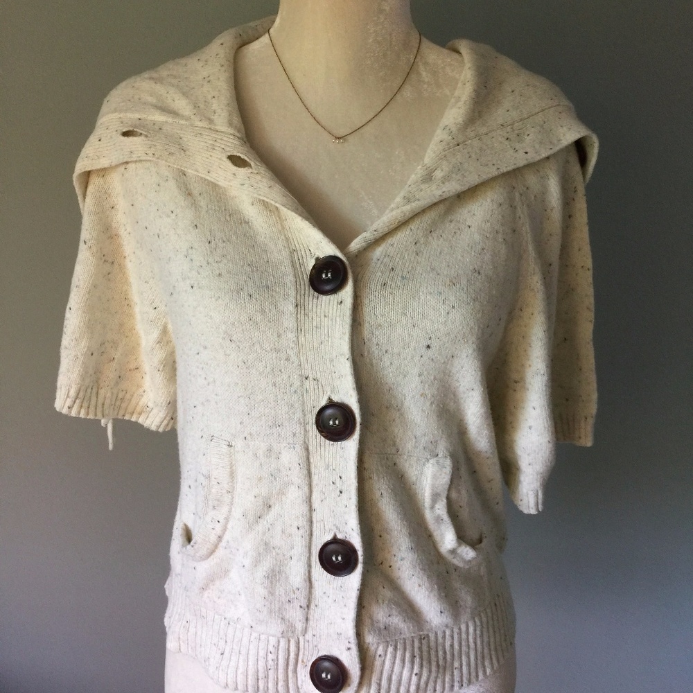 Rubbish - Size M Button Up Sweater
