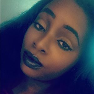 Meet your Posher, Ashlee