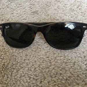 RayBan Wayfarer Tortoise Shell