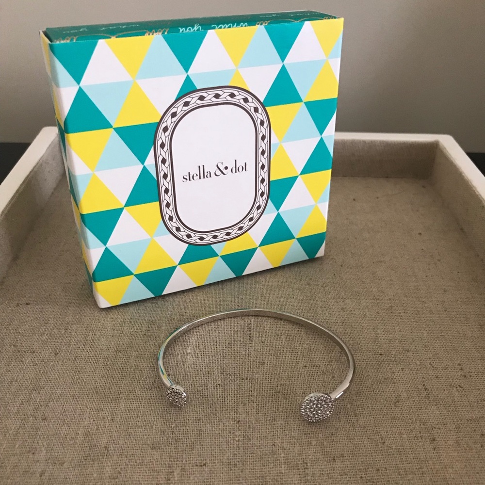 Stella and Dot Pave Disc Cuff Silver