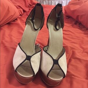 Size 7 heels