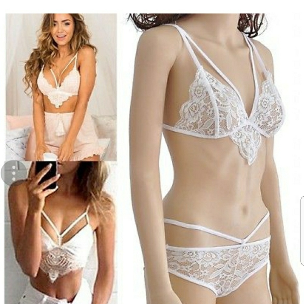 Lace Bra and Panty Set