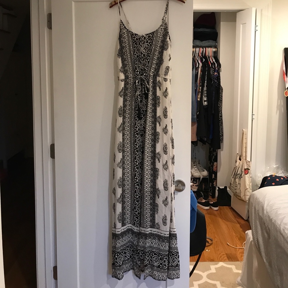 Maxi dress - size 2