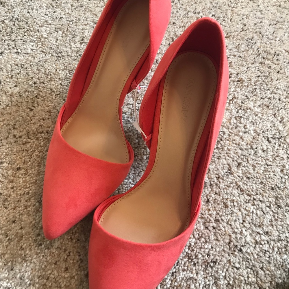 Shoes - Picture 5 of 8