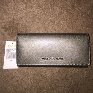 Micheal Kors Wallet