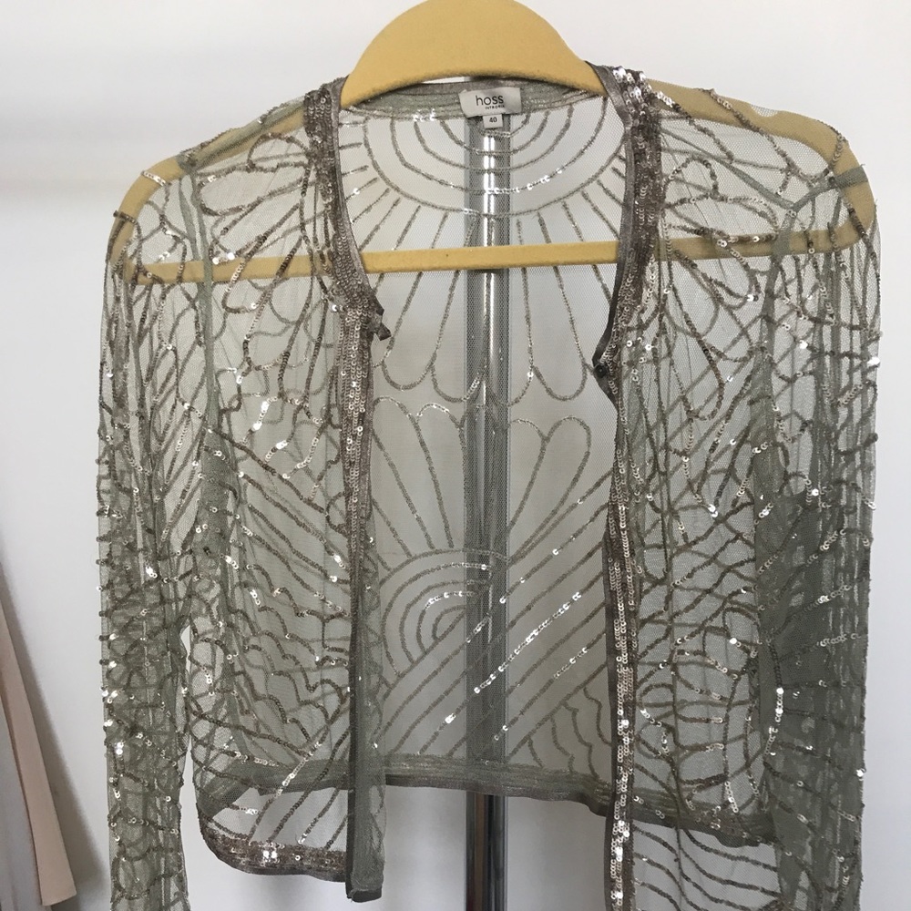 Hoss brand evening cape.