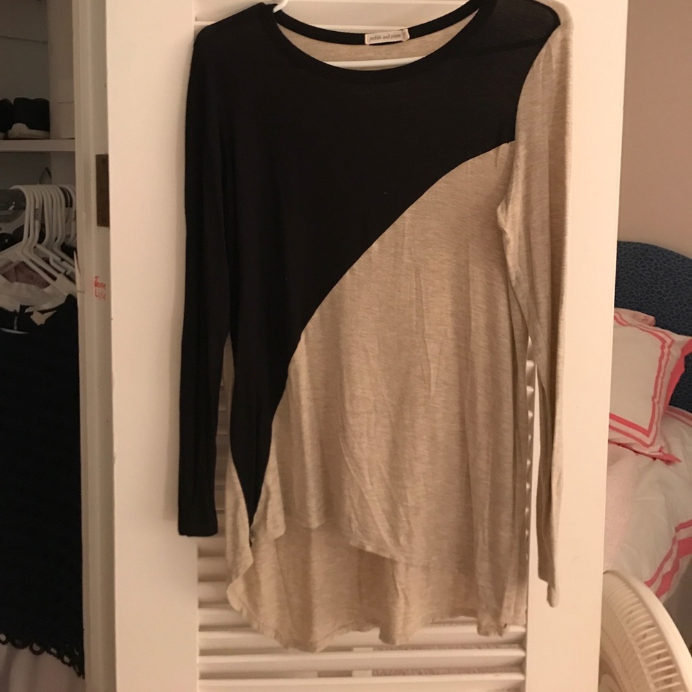 Black and tan shirt S