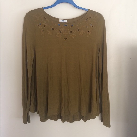 Old navy size med - Picture 1 of 1