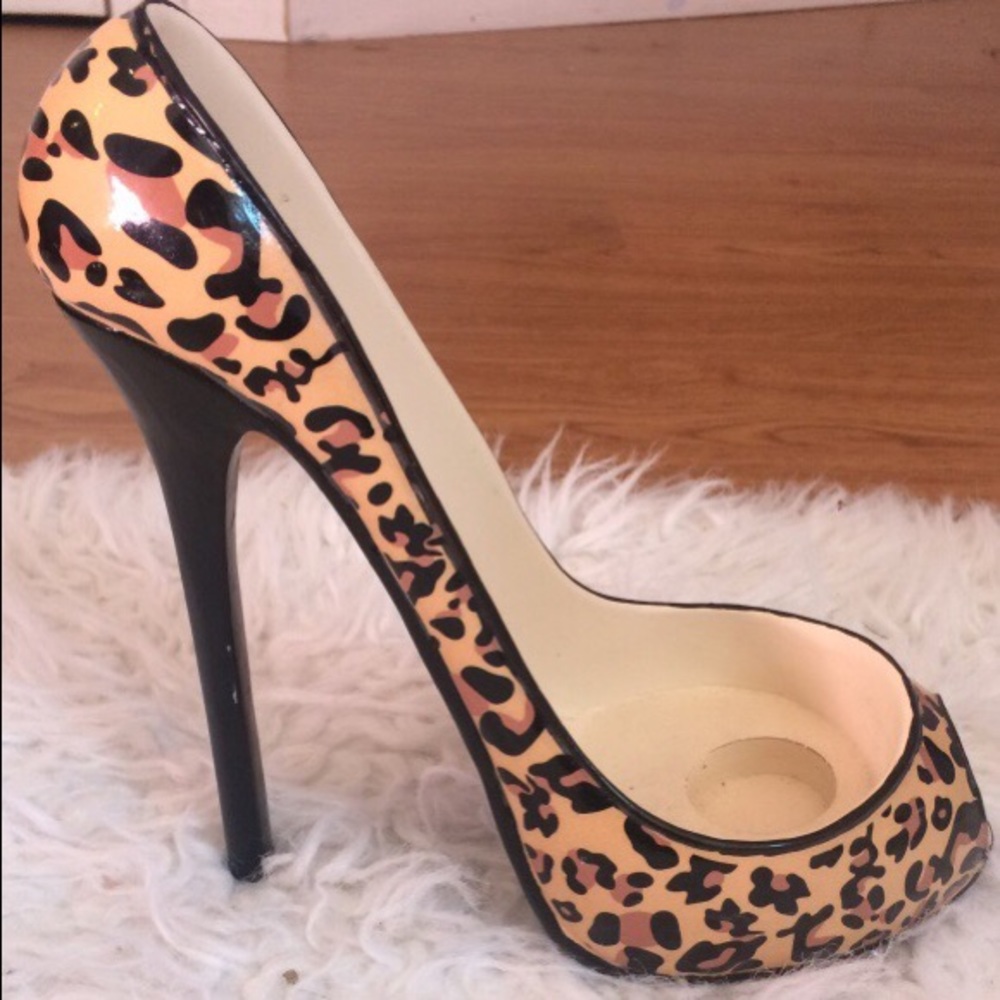 CONAIR PRO HIGH HEEL FLAT IRON HOLDER CHEETAH