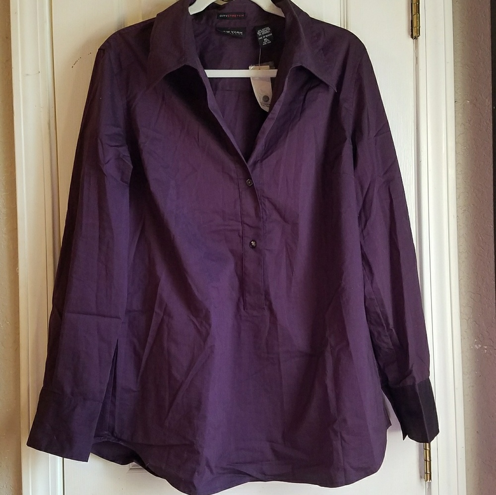 NWT New York & Co Shirt in XL