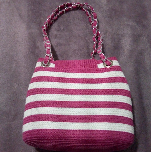 Host Pick Pink cream and silver woven bag - Picture 2 of 6