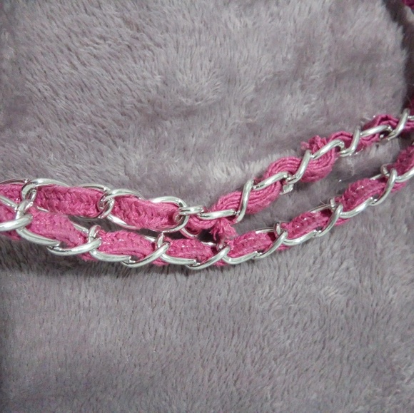 Host Pick Pink cream and silver woven bag - Picture 3 of 6