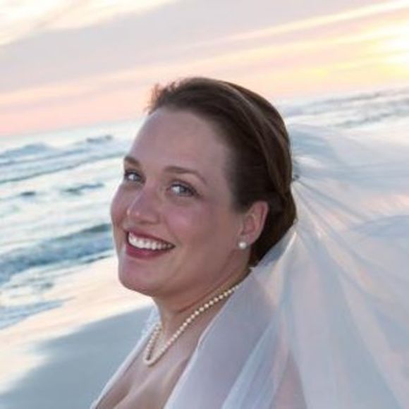 Meet your Posher, Lindsey - Picture 1 of 1