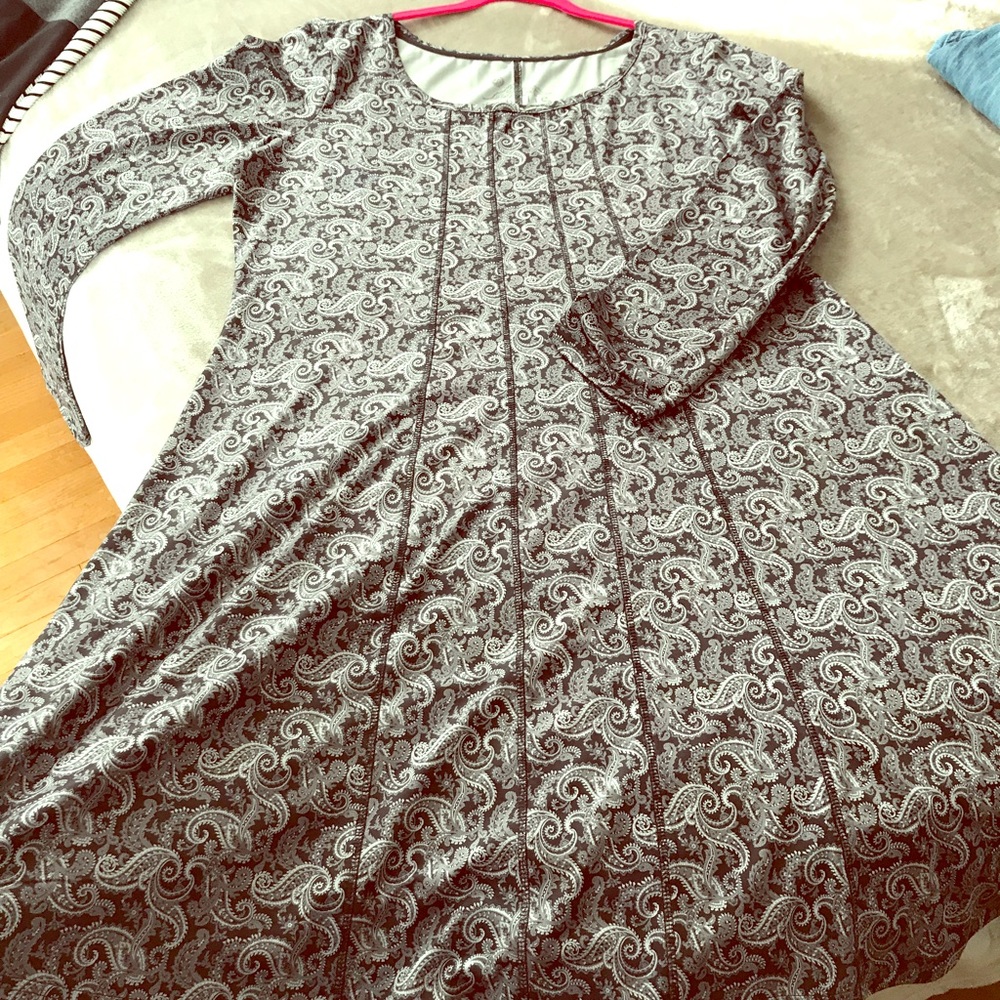 Black and gray paisley Sahalie dress