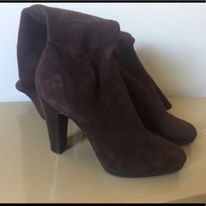 Brand new in box Sergio Rossi Suede boots