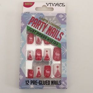 Party Nail Christmas Holiday Press & Go 12 Pre-glued Tree Reindeer Red White