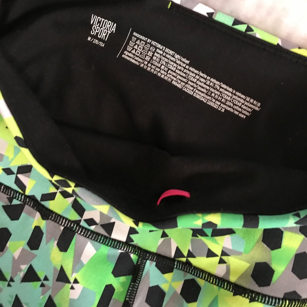 NWOT Victoria's Secret leggings - Picture 2 of 2