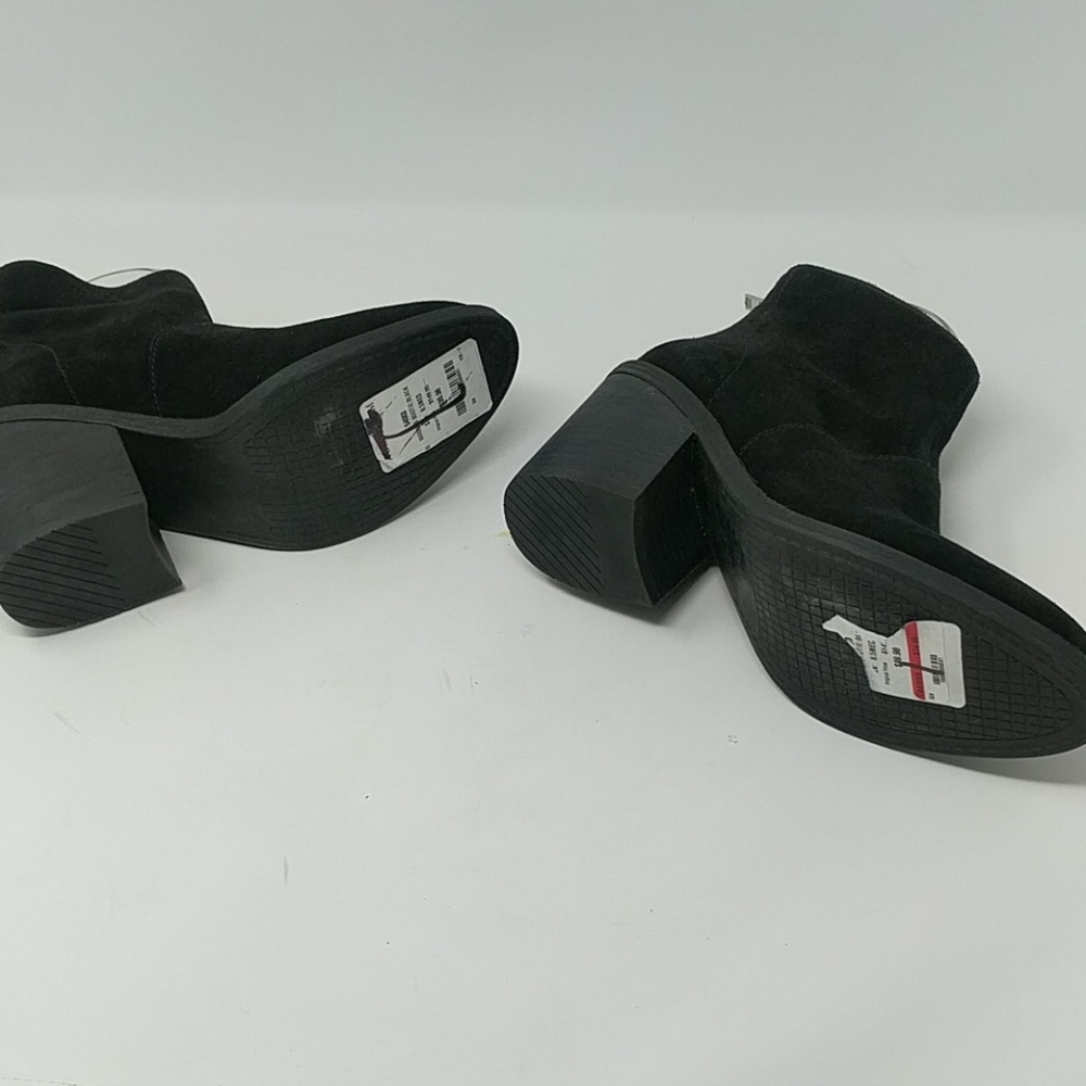 Steve Madden Suede Zip Ankle Boot B12 - Picture 4 of 4