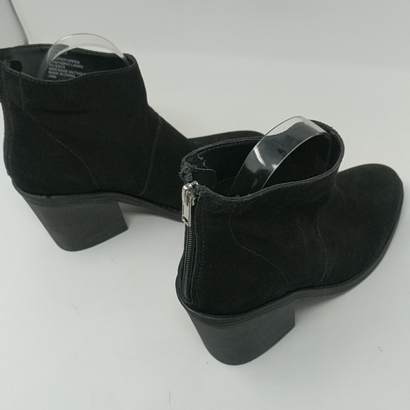 Steve Madden Suede Zip Ankle Boot B12 - Picture 3 of 4