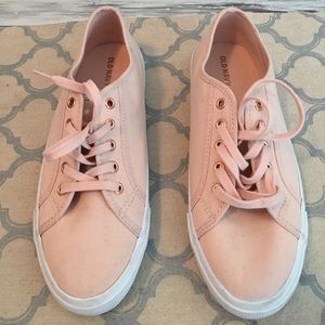 Old navy pink canvas shoes.