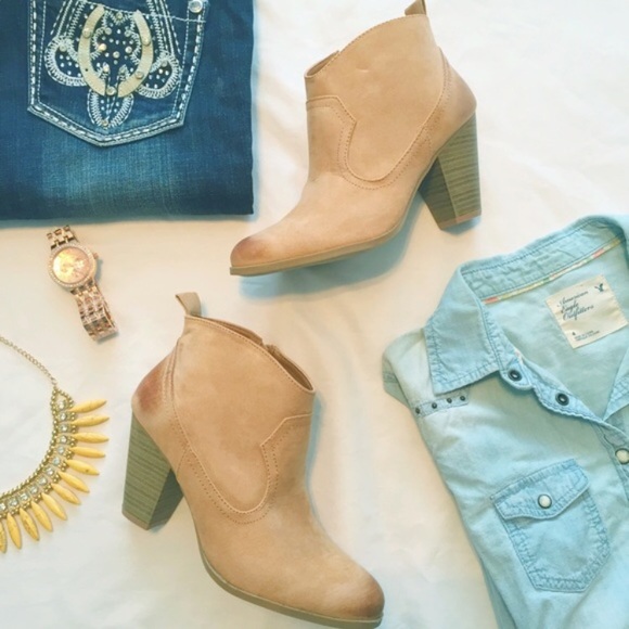 Light brown heeled booties side zip - Picture 2 of 3